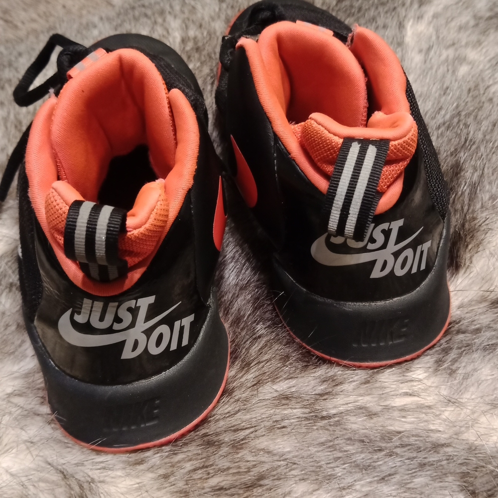 Nike shoes